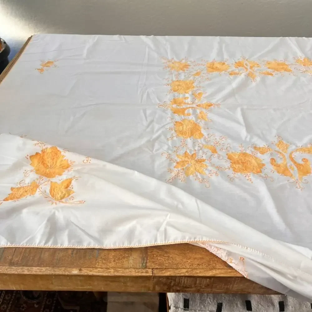 Vintage Hand Embroidered Floral Applique Intricate Design Tablecloth 83 x 69.5